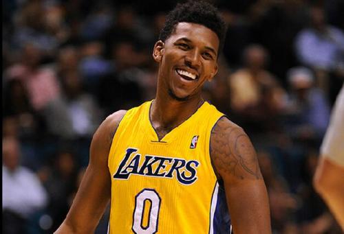 官方：2025赛季中国足球职业联赛颁奖会将于12月12日晚举行（官宣：2025赛季中国足球职业联赛颁奖典礼定档12月12日晚）