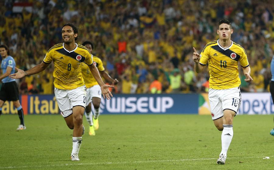 成遮羞布了？布朗尼最后时刻投进三分 詹姆斯比赛结束直接离场（末段三分难掩尴尬？布朗尼命中，詹姆斯终场径直离场）