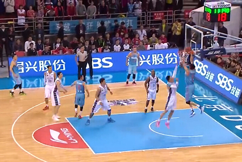 齐沃：劳塔罗被外界持续批评并不公平，他在德比前两天发烧了（齐沃：劳塔罗德比前两天发烧，外界连日批评不公）