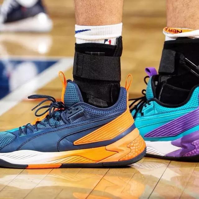 中英青训交流会嘉宾：绝杀韩国转型后卫；枪手铁闸曾获世界杯（中英青训交流会嘉宾：曾绝杀韩国后改踢后卫；阿森纳铁闸斩获世界杯）