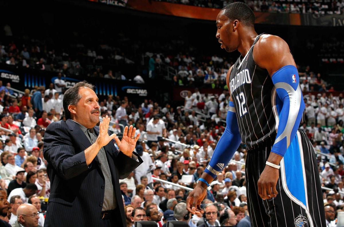 亚当·沃顿的欧冠梦：曼联的挑战与机遇（亚当·沃顿逐梦欧冠：曼联的考验与转机）