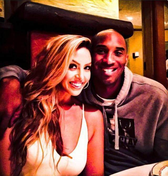 施洛特贝克批队友：大家各自为战，替补登场的球员还一直丢球（施洛特贝克怒斥队友：各打各的，替补出场屡屡丢球）