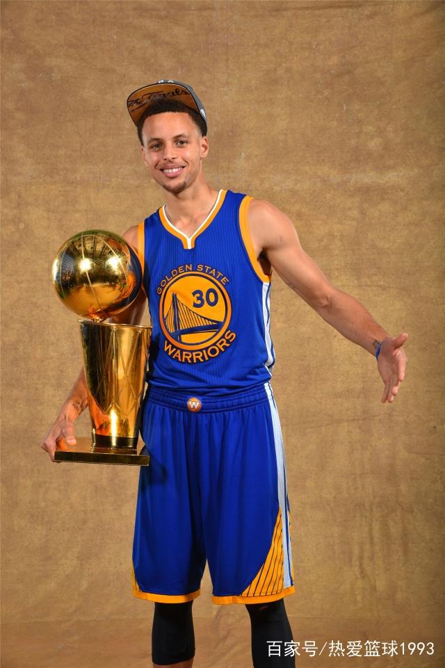 印媒：梅西印度行将下榻五星级奢华酒店，该地曾是王族宫殿（印媒称梅西访印将入住由王宫改建的五星级奢华酒店）