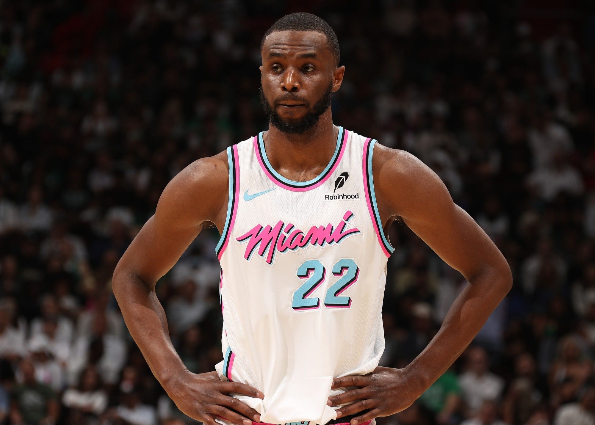 米体：维卡里奥已经决定重返意甲，但去国米可能有点困难（米体：维卡里奥已铁心回归意甲，加盟国米之路并不平坦）