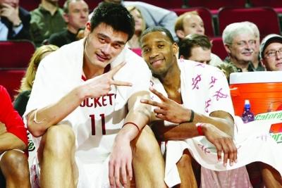 欧冠精彩进球回顾：梅西助攻亮点,（欧冠经典进球盘点：梅西神助攻成焦点）