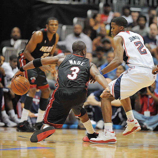 帕福斯击败黄潜，助塞浦路斯甲本赛季欧战积分暂时升至第四（帕福斯力克黄潜，塞浦路斯甲本季欧战积分暂列第4位）