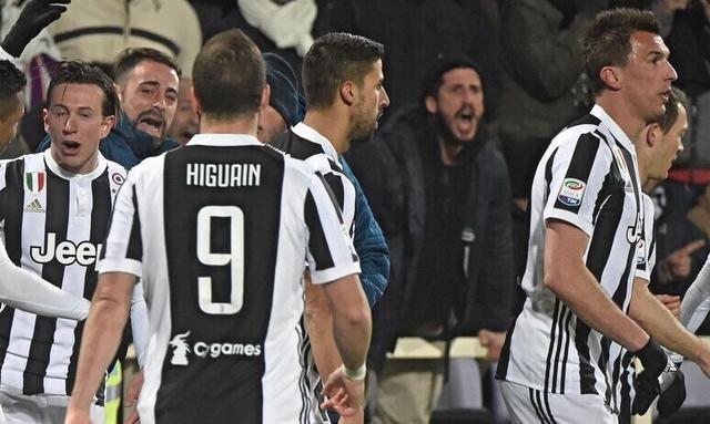 托马斯的康复之路：从伤病到回归的每一步（托马斯重返赛场之旅：从受伤到复出的全程）