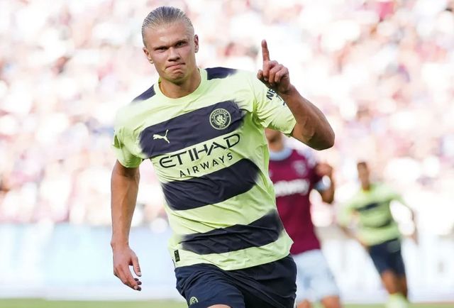 支持两个前东家？保罗现场观战雷霆和马刺的NBA杯半决赛（保罗现身NBA杯半决赛观战雷霆对马刺，疑似同时为两支旧东家助威？）