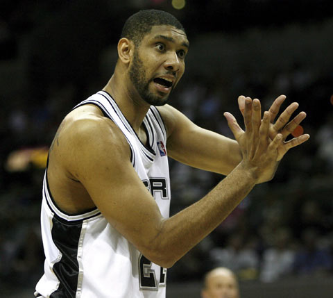 梦回巅峰！克莱上半场一分未得，下半场投进6记三分轰23分（克莱半场挂零，下半场飙进6记三分独砍23分）