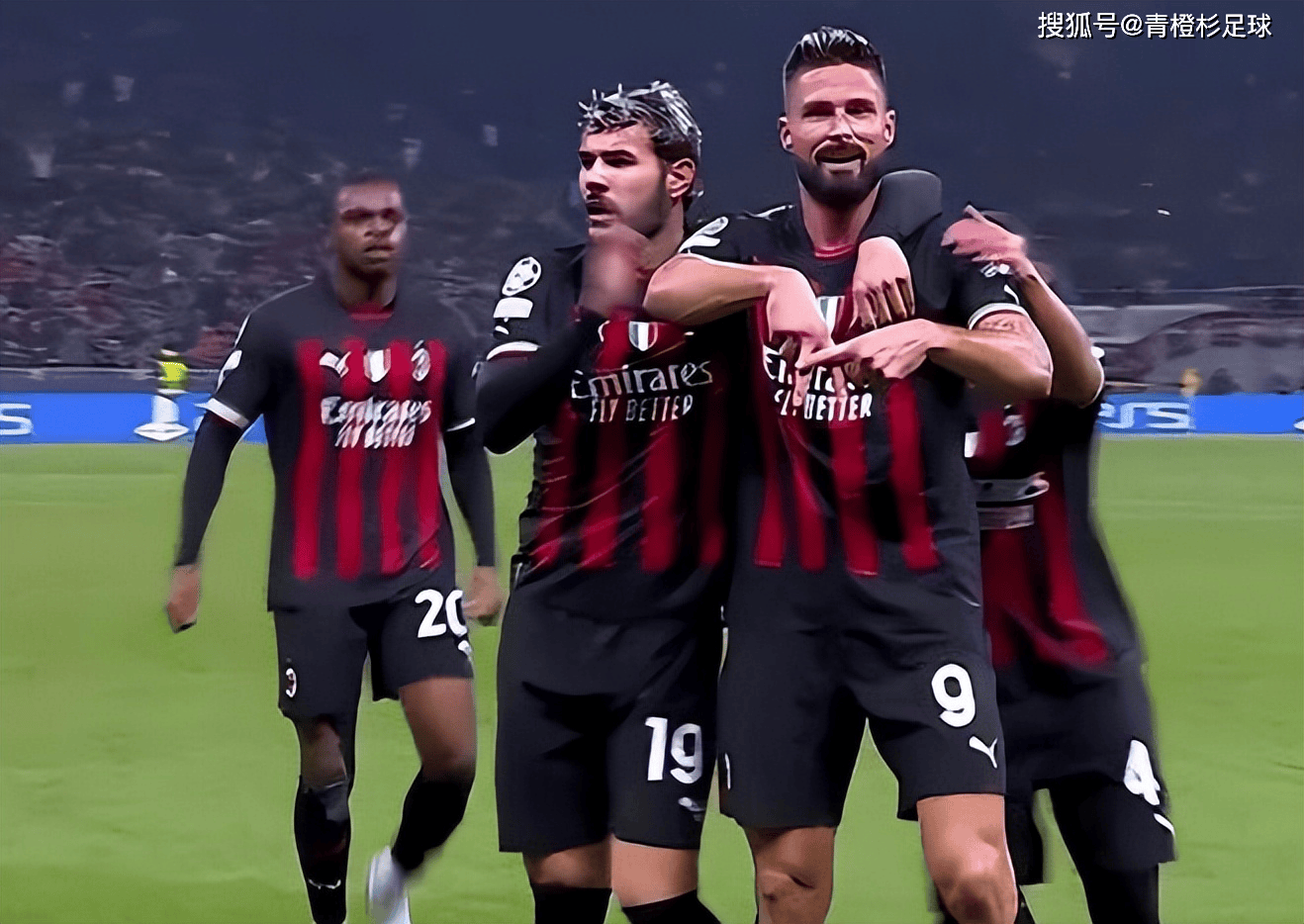 佛罗伦萨主帅：战平尤文提升士气；基恩踢出冠军球员级别表现（佛罗伦萨主帅：逼平尤文振奋全队，基恩展现冠军级水准）