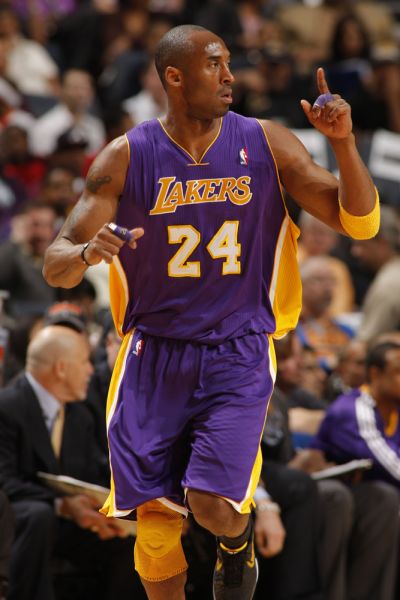 足球报：梅州客家经济困难无法妥善解决，也没总经理主持局面（足球报：梅州客家财务难题迟迟未解，总经理缺位无人主事）