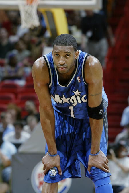 曼联三人非洲杯离队日期确定，无缘战维拉！落选奥纳纳清洗计划曝光（曼联三将非洲杯离队时间敲定，无缘战阿斯顿维拉；奥纳纳遭弃用与清洗计划曝光）