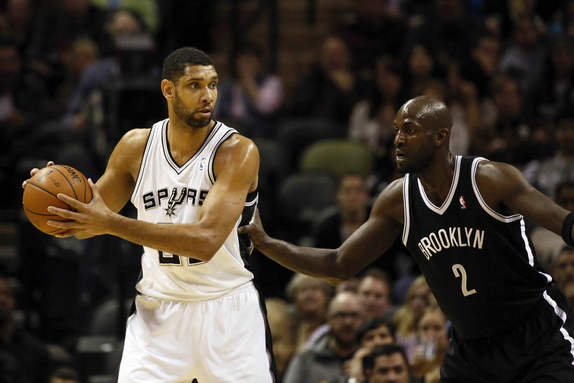 山东泰山足球俱乐部：中超首支积分1500分球队的荣耀之路（山东泰山：中超首个1500分俱乐部的辉煌征途）