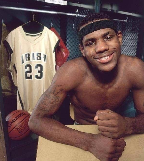 莫雷托：米兰在关注洛伦佐-卢卡，还被推荐了菲尔克鲁格（莫雷托：米兰考察洛伦佐-卢卡，同时收到菲尔克鲁格的推荐）