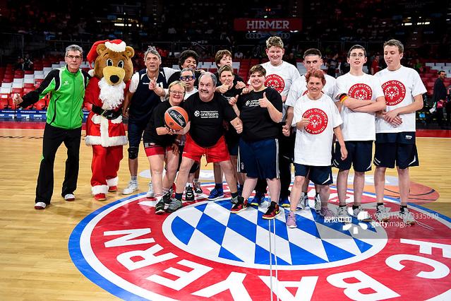 哑火，阿尔瓦雷斯近5场西甲比赛0球0助，近4场仅射门3次（状态低迷：阿尔瓦雷斯近5轮西甲0进球0助攻，近4战仅3次射门）