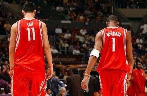 还有潜力可挖？上海32岁老将闫鹏飞潜力赛4中4&罚球3中3得到11分（闫鹏飞还有上升空间？32岁上海老将潜力赛4投4中罚球3罚3中砍下11分）